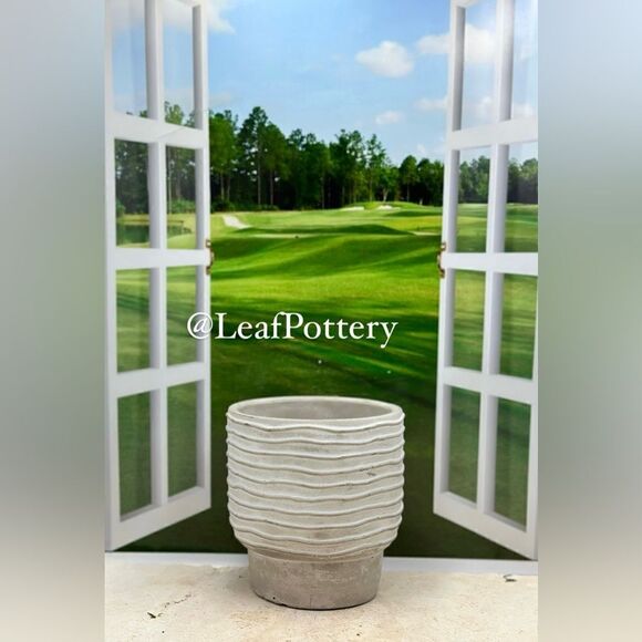 Wavy Gray Concrete Planter Pot without drainage hole - Picture 6 of 9